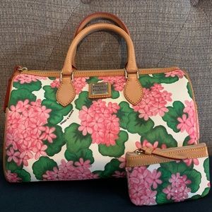 🌺 Sale🌼Dooney and Bourke